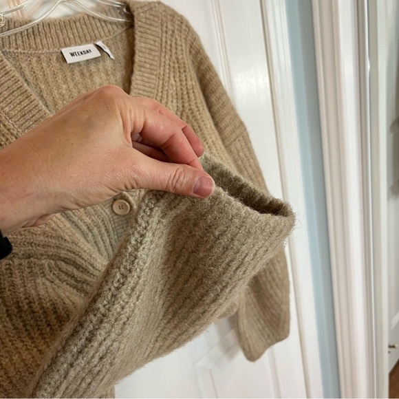 Weekday Hilevi Willow Tan Women's Sweater Cardigan S Balloon Sleeve Oversized - Picture 7 of 14